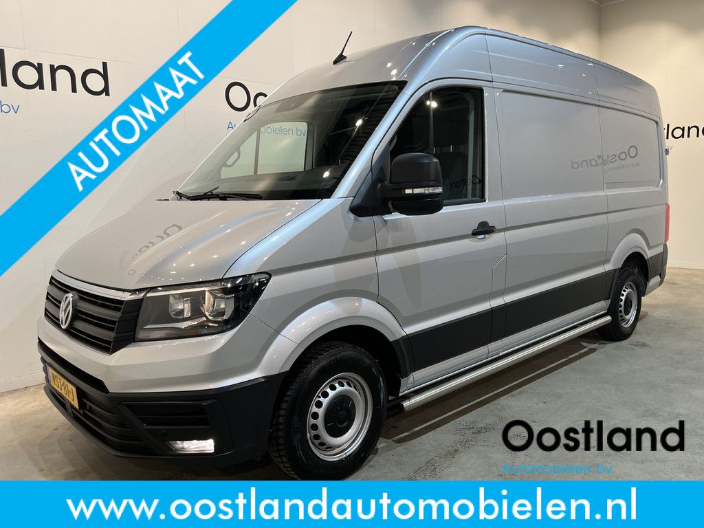 Volkswagen Crafter 35 2.0 TDI L3H3 140 PK Automaat / Euro 6 / Trekhaak 3.000 KG / Airco / Cruise Control / PDC / CarPlay / Navigatie / 3-Zits / 56.200 km !!