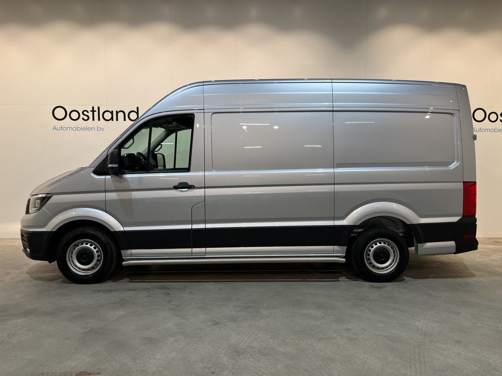 Volkswagen Crafter 35 2.0 TDI L3H3 140 PK Automaat / Euro 6 / Trekhaak 3.000 KG / Airco / Cruise Control / PDC / CarPlay / Navigatie / 3-Zits / 56.200 km !!