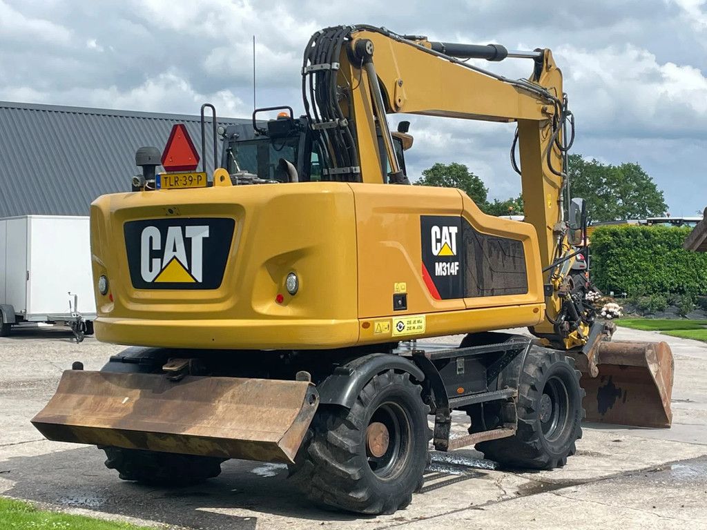 Caterpillar M314F mobiele kraan