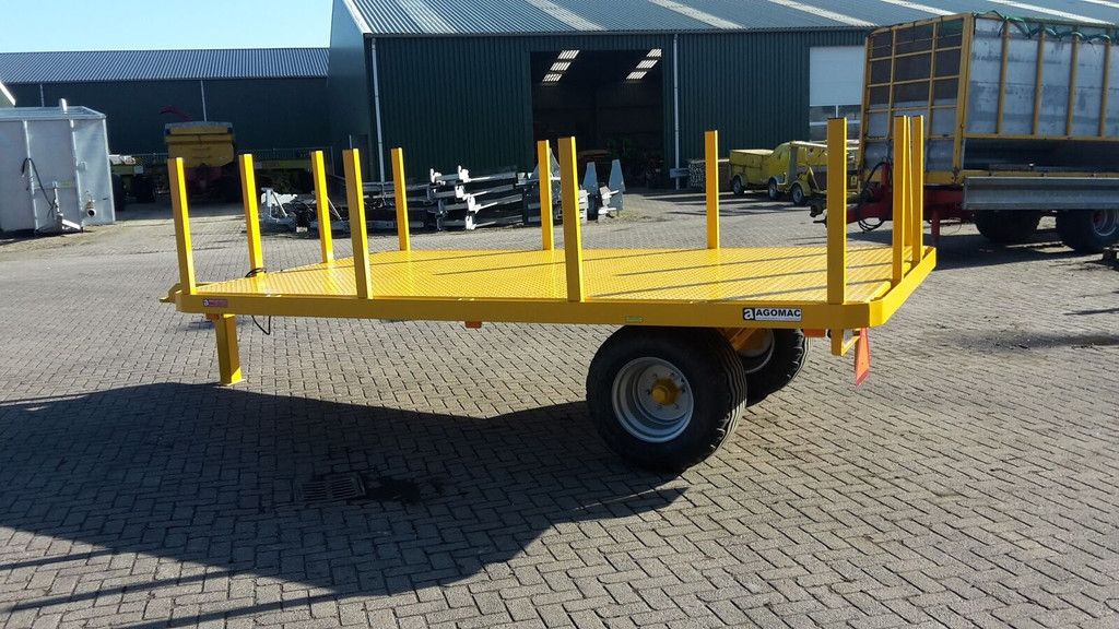 Agomac bakkenwagen bale trailer
