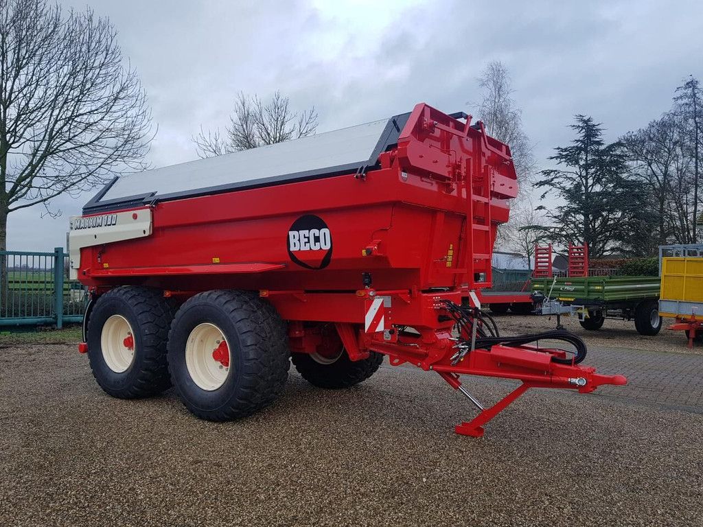 Beco Maxxim 180 tractor trailer