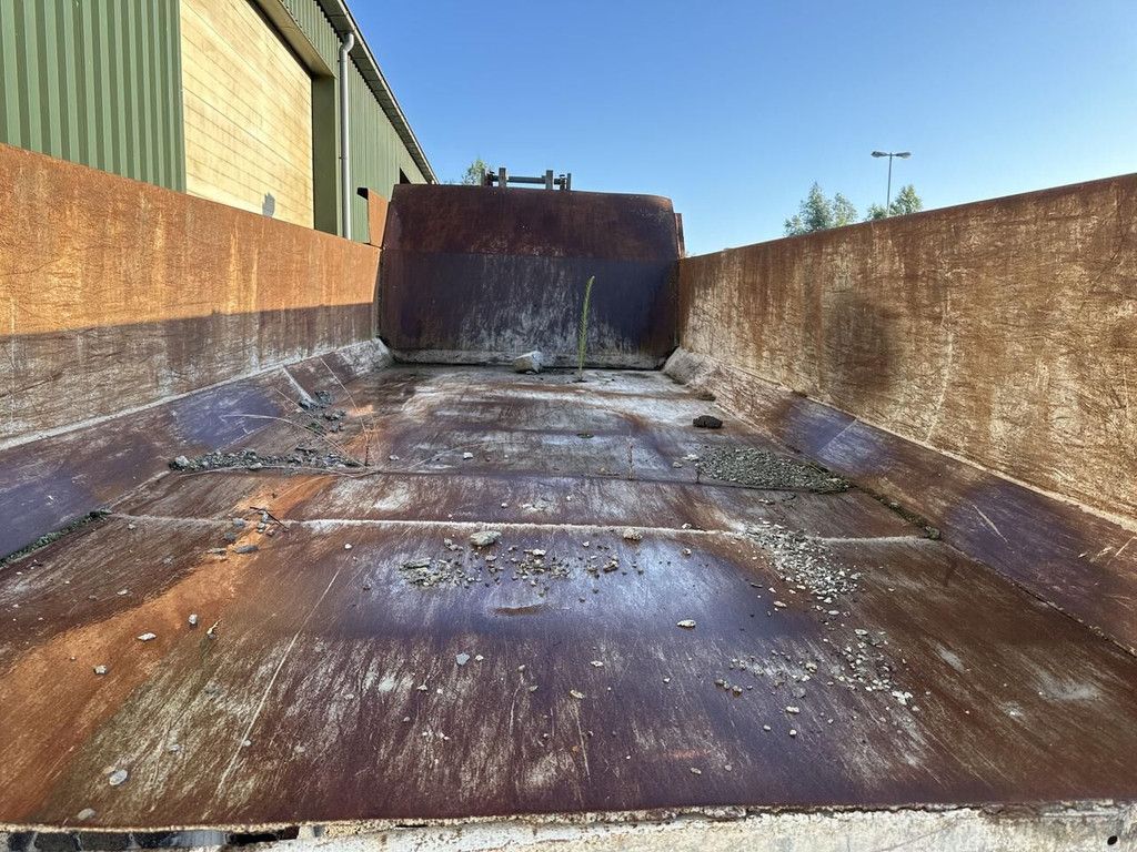 Dump trailer