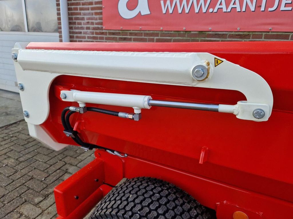 Midi kipper 4 ton tractor trailer