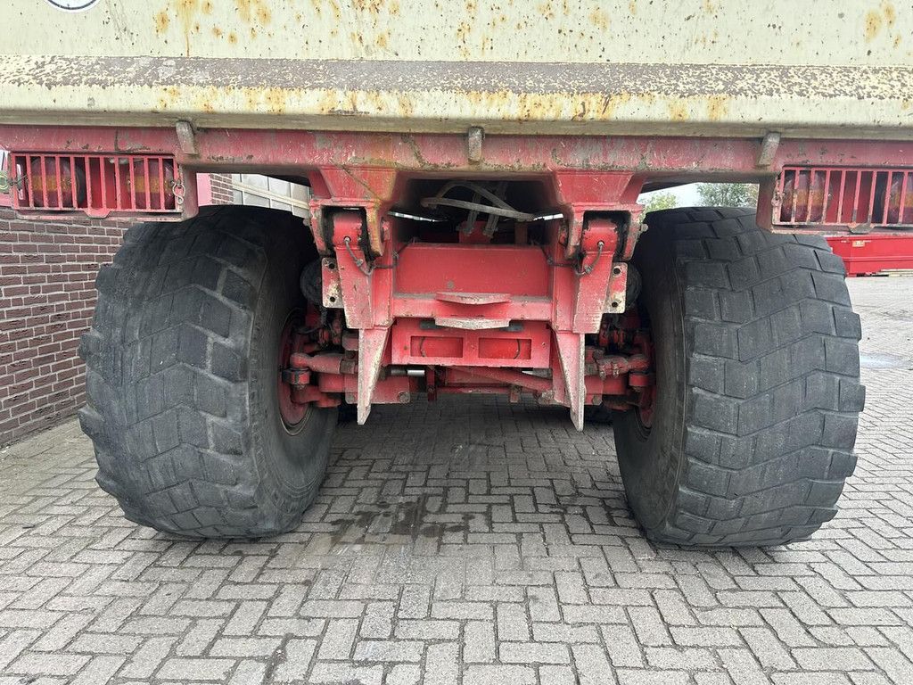 Beco Maxxim 360 dump trailer