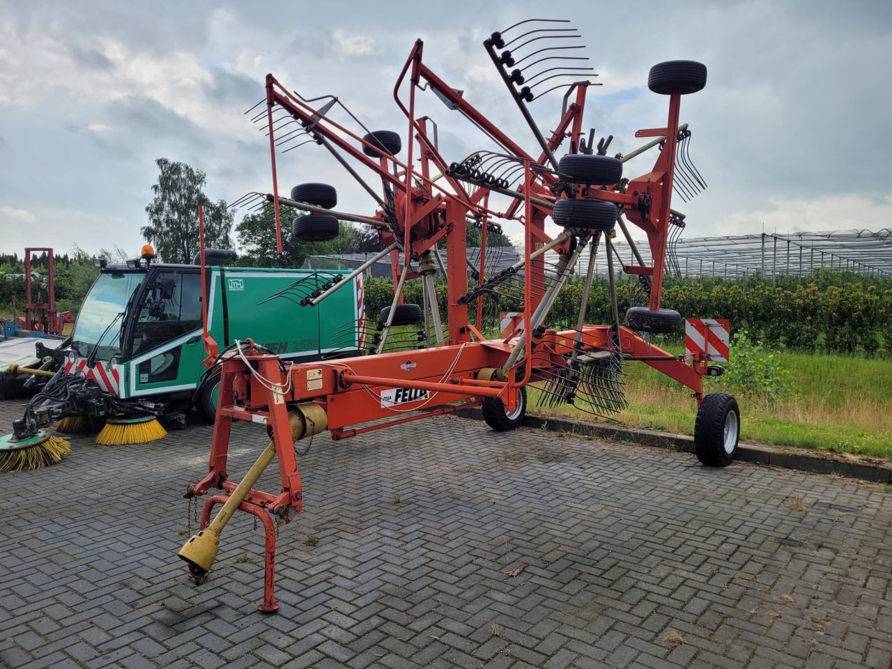 Fella ts-800