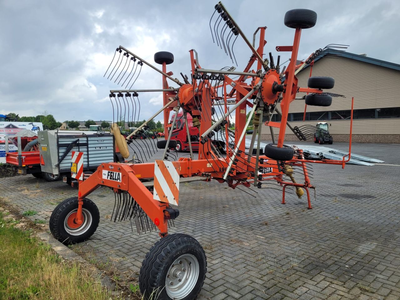 Fella ts-800