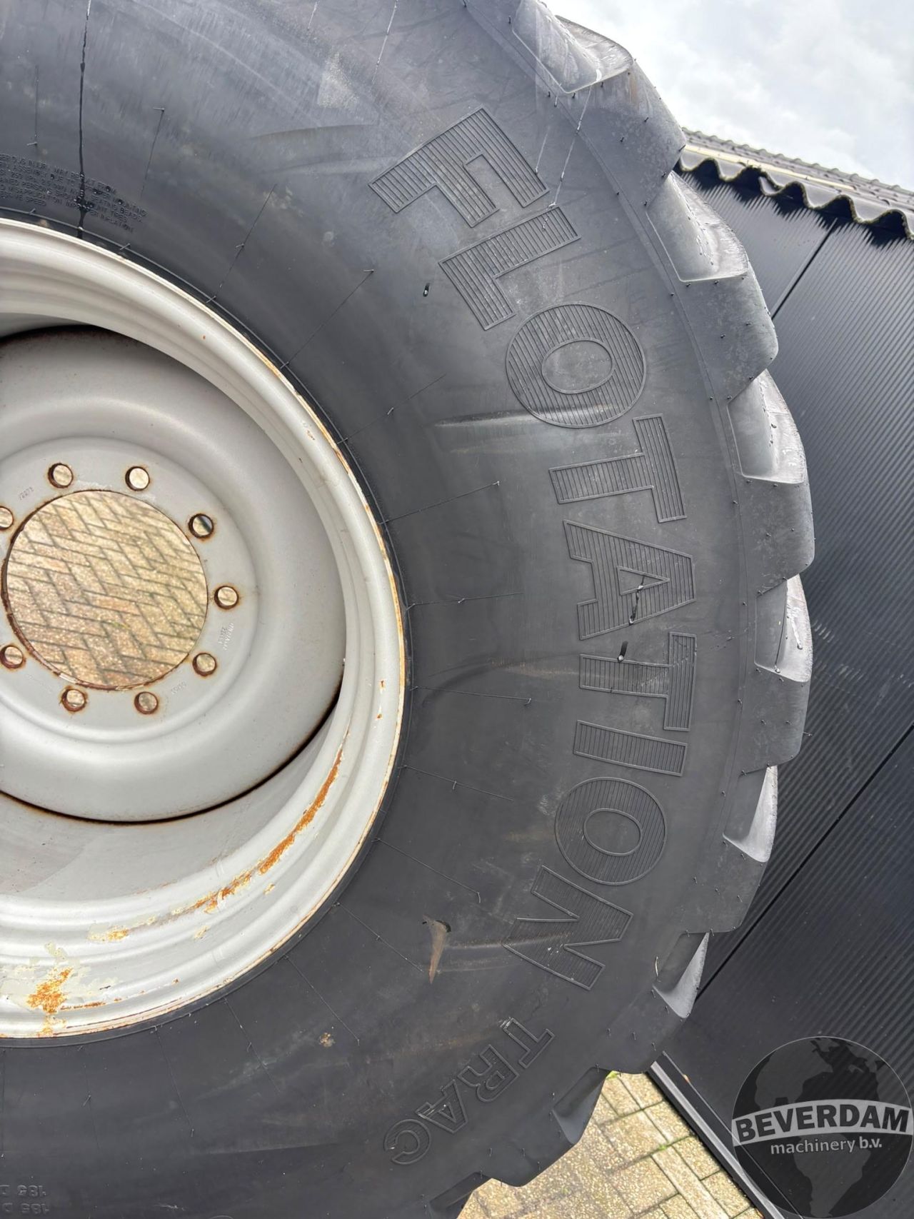 Vredestein Flotation 800/60R32