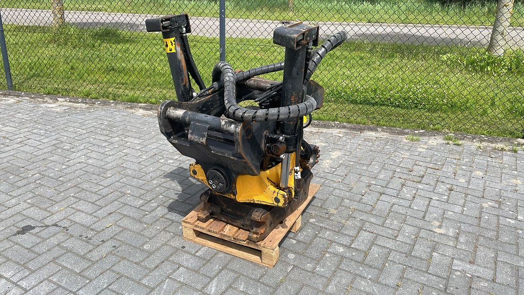 ENGCON EC226 | S70 | GRIPPER