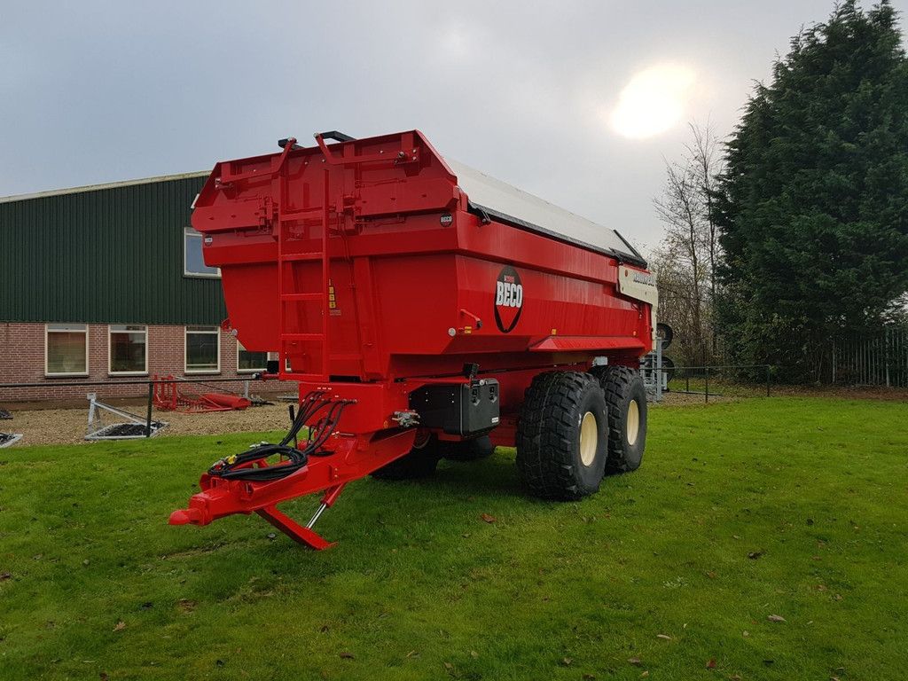 Beco Maxxim 240 Active tractor trailer