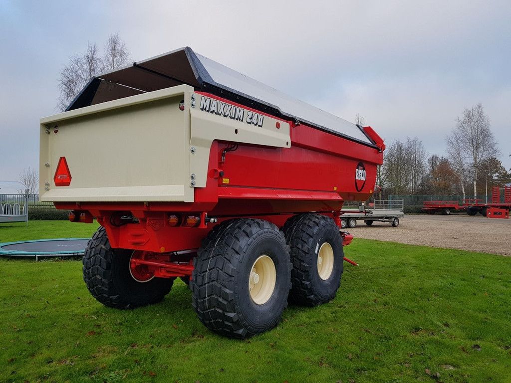 Beco Maxxim 240 Active tractor trailer