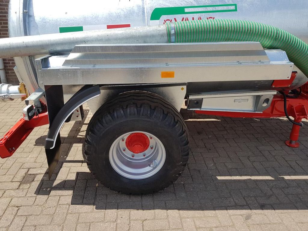 Vaia MB 35 watertank liquid manure spreader