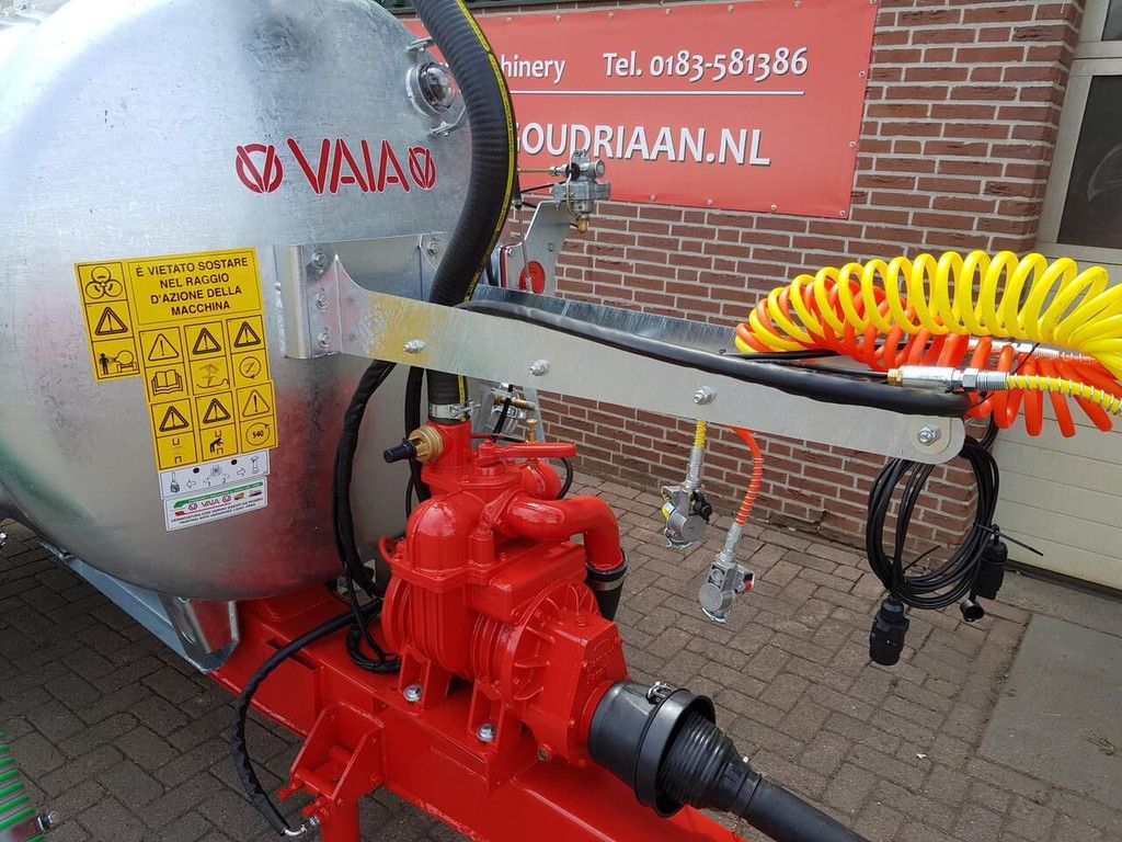 Vaia MB 35 watertank liquid manure spreader