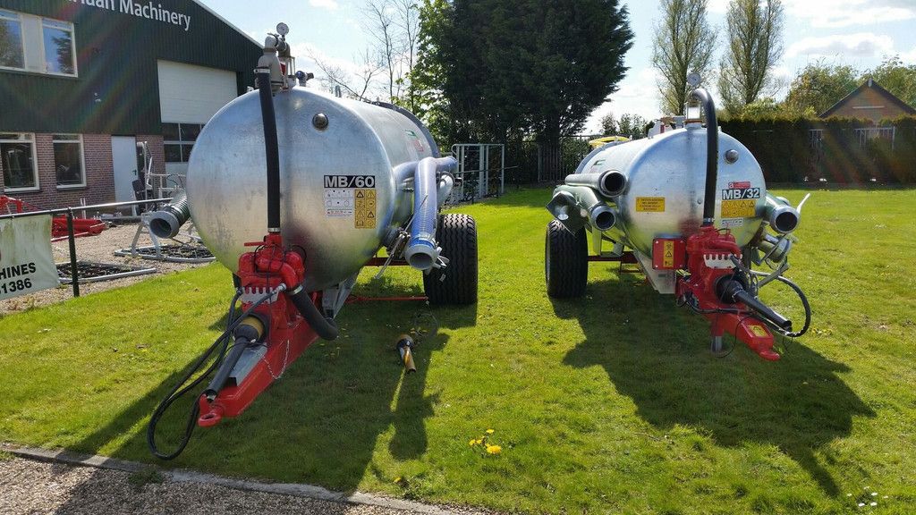 Watertank met haspel