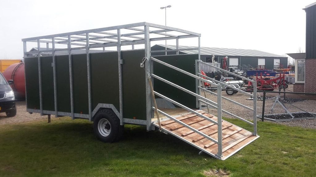 Veewagen livestock trailer