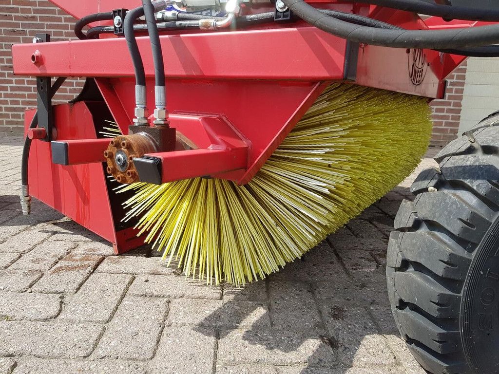 Veegmachine HSV125 sweeper brush
