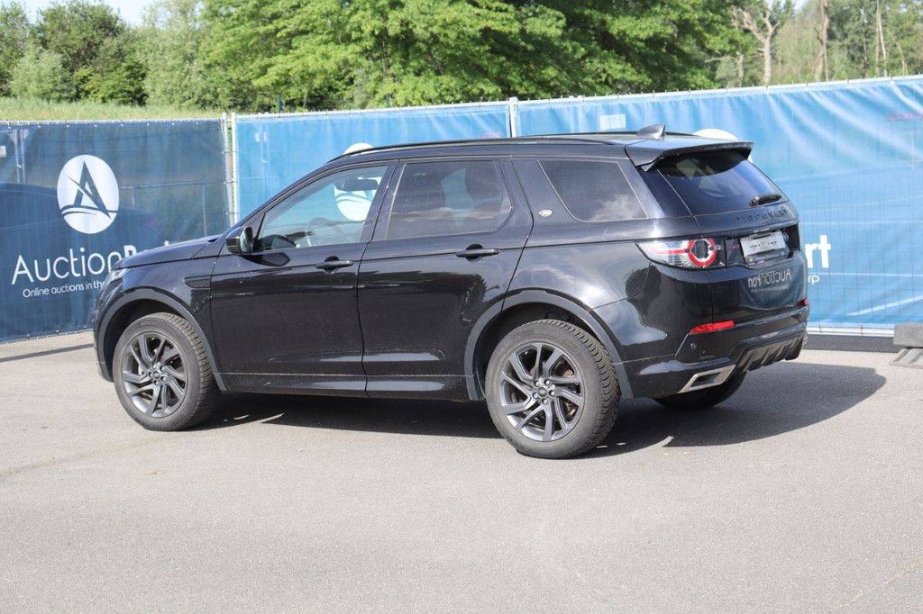 SUV Land Rover Discovery Diesel 150 PS 2017 (Margin)
