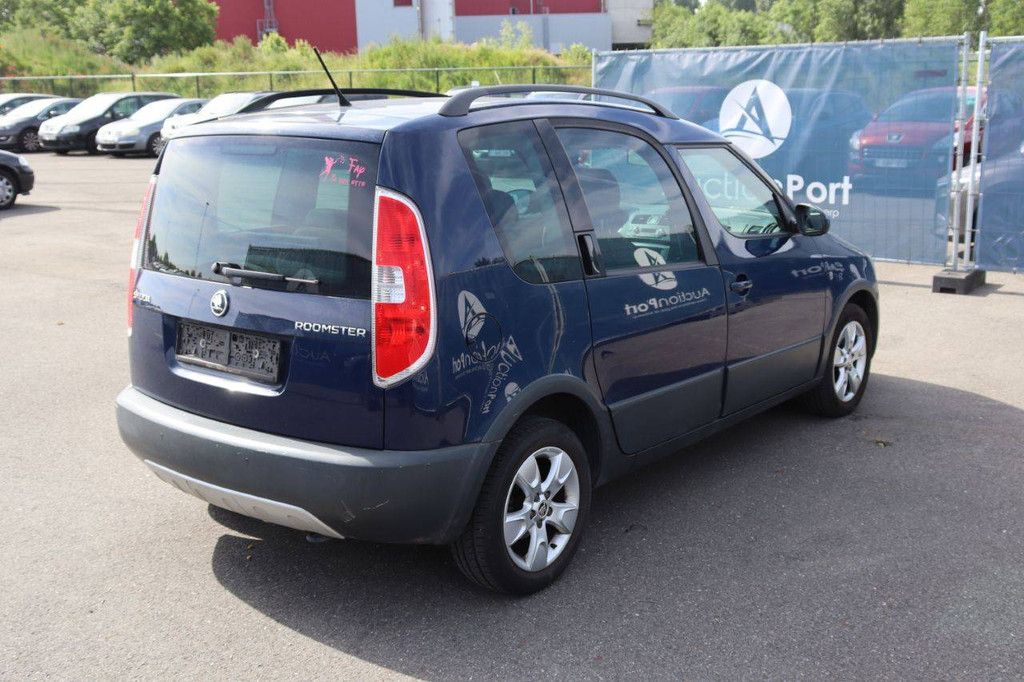 Pkw Skoda Roomster Benzin 105 PS 2015 (Marge)