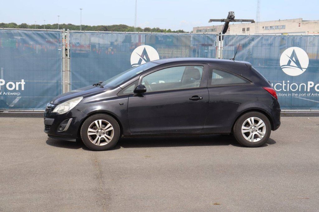 Pkw Opel Corsa Benzin 85 PS 2012 (Margin)
