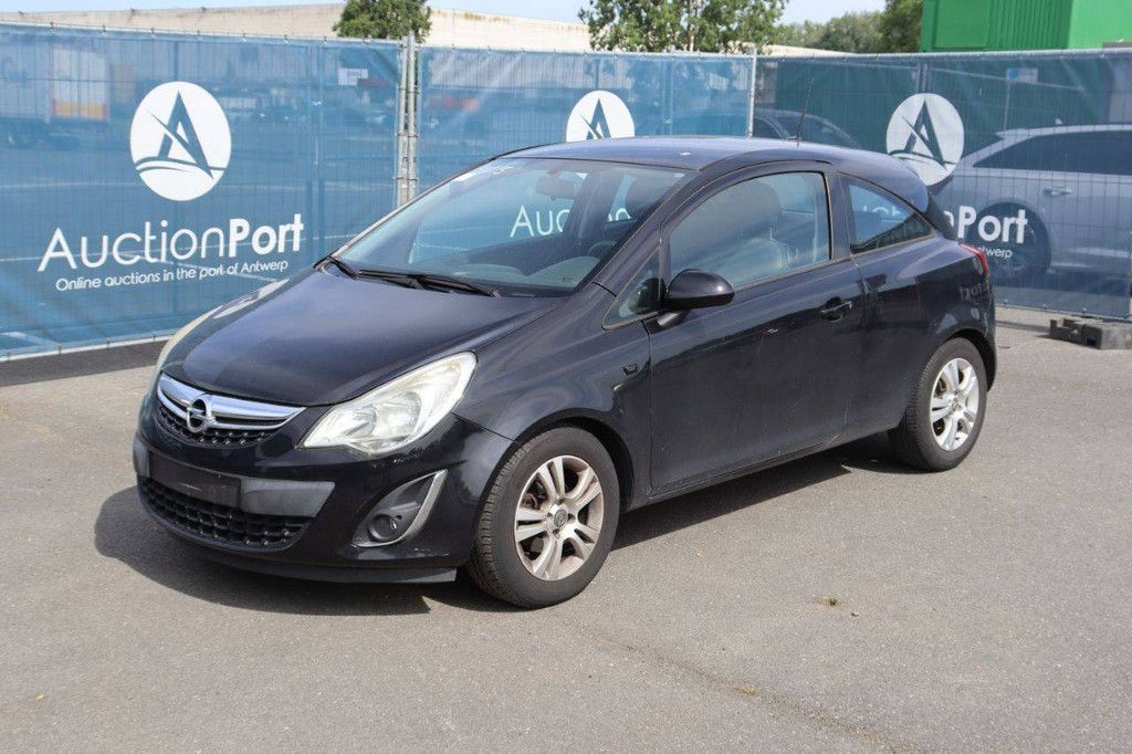 Pkw Opel Corsa Benzin 85 PS 2012 (Margin)