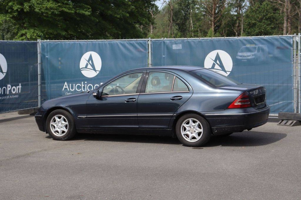 Pkw Mercedes-Benz C220 CDI Diesel 122 PS 2000 (Margin)