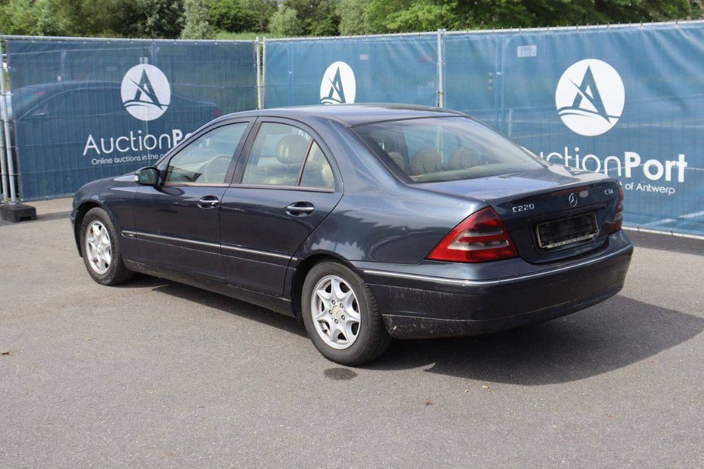 Pkw Mercedes-Benz C220 CDI Diesel 122 PS 2000 (Margin)