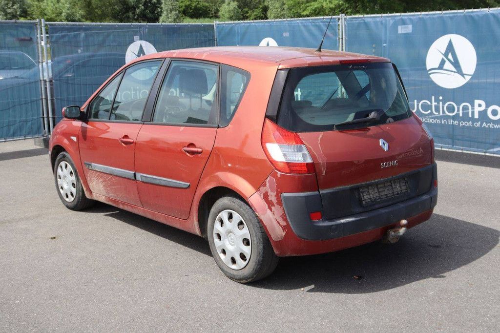 Pkw Renault Scenic Benzin 113 PS 2006 (Margin)