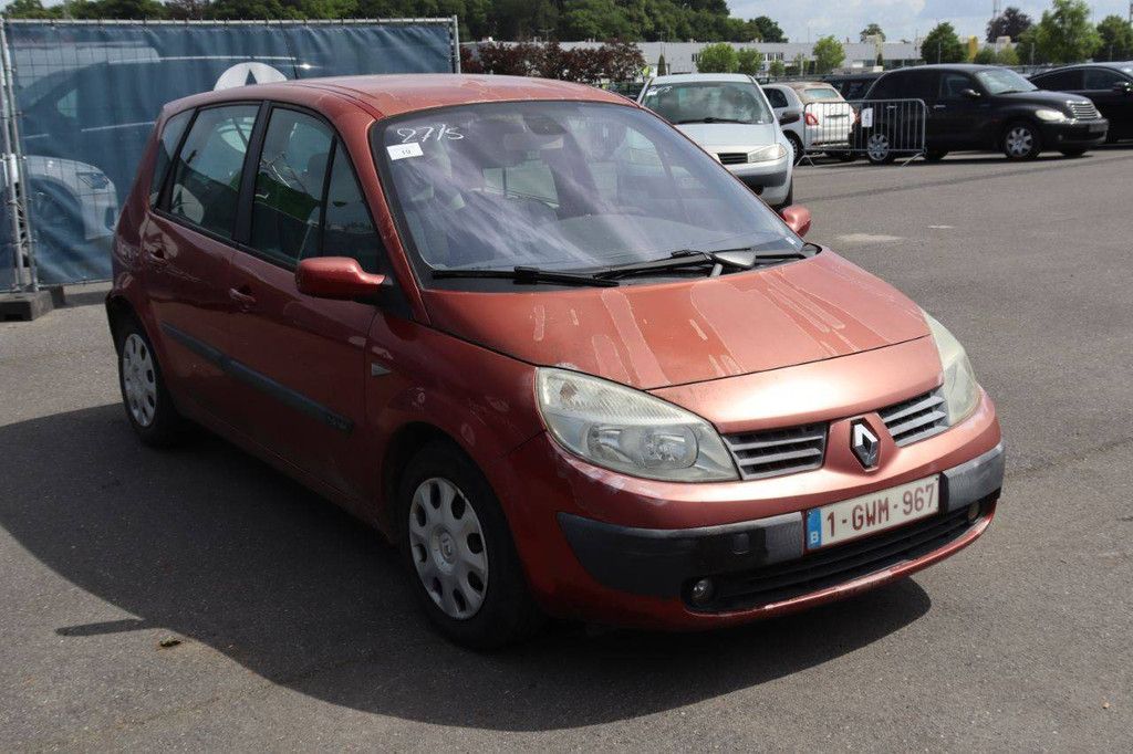 Pkw Renault Scenic Benzin 113 PS 2006 (Margin)