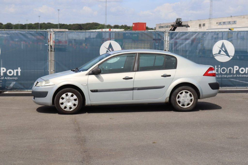 Pkw Renault Megane Benzin 113 PS 2004 (Margin)