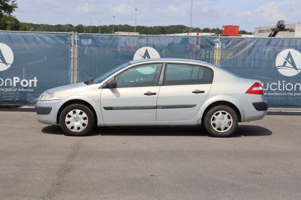 Pkw Renault Megane Benzin 113 PS 2004 (Margin)