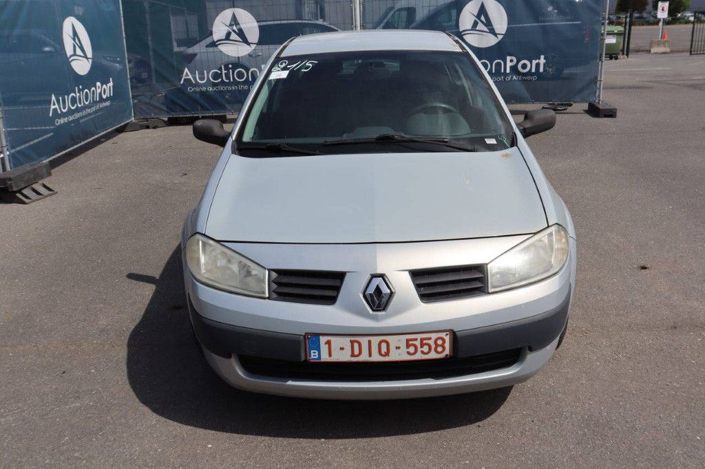 Pkw Renault Megane Benzin 113 PS 2004 (Margin)