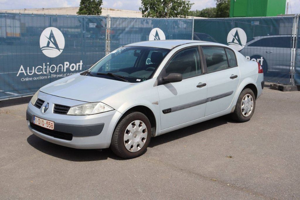 Pkw Renault Megane Benzin 113 PS 2004 (Margin)