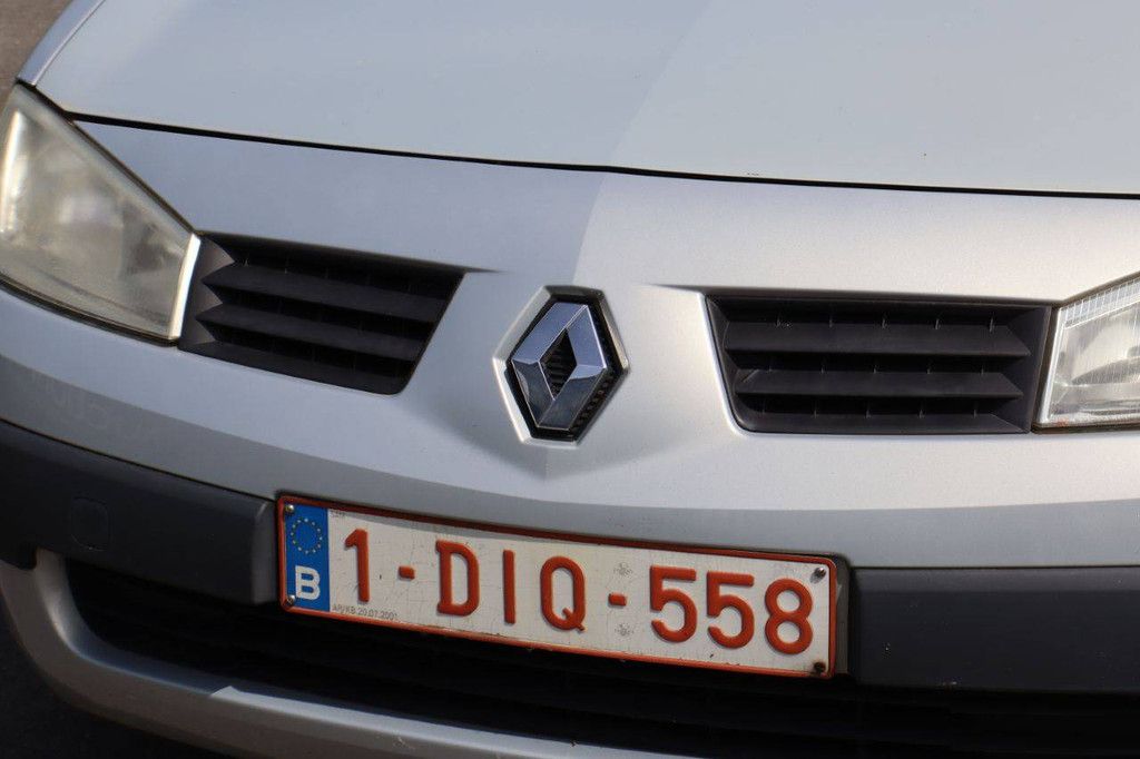 Pkw Renault Megane Benzin 113 PS 2004 (Margin)