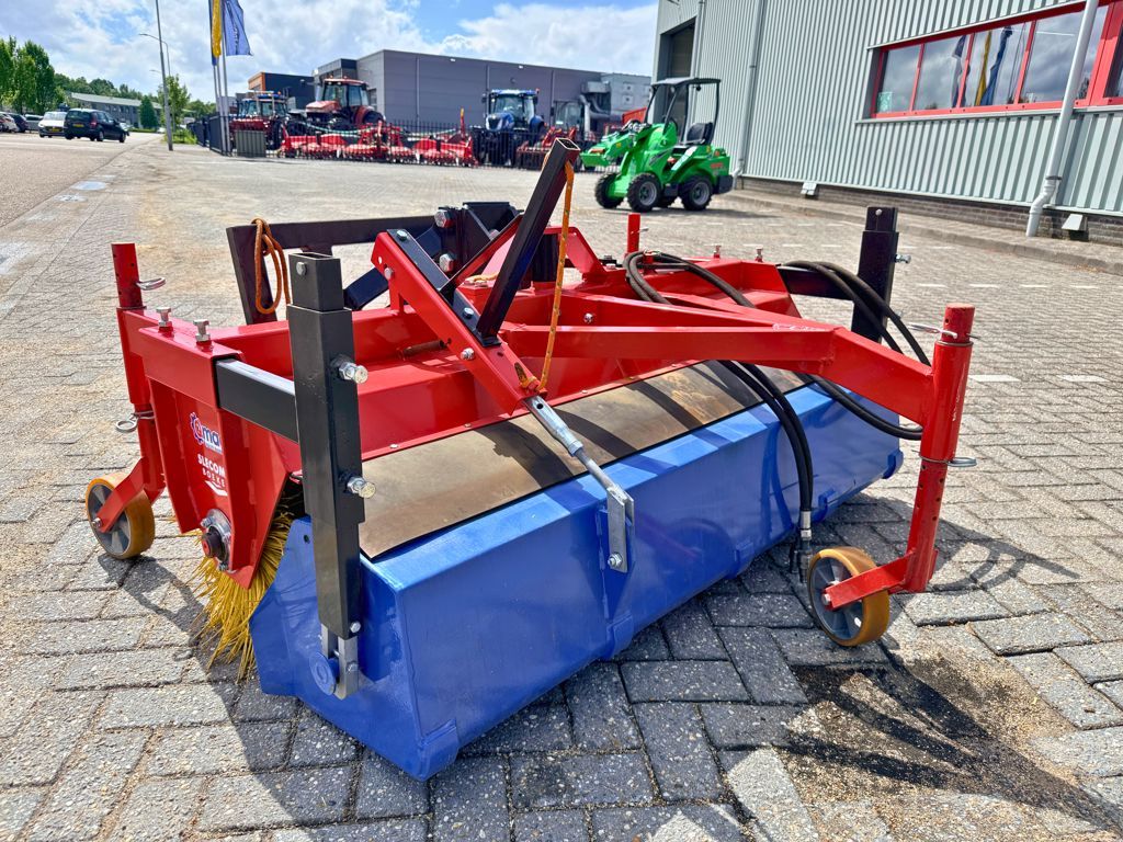 Qmac 150 Veegmachine met Opvangbak