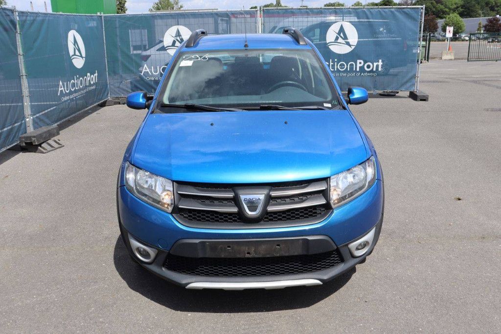 SUV Dacia Sandero Benzin 90 PS 2016 (Marge)