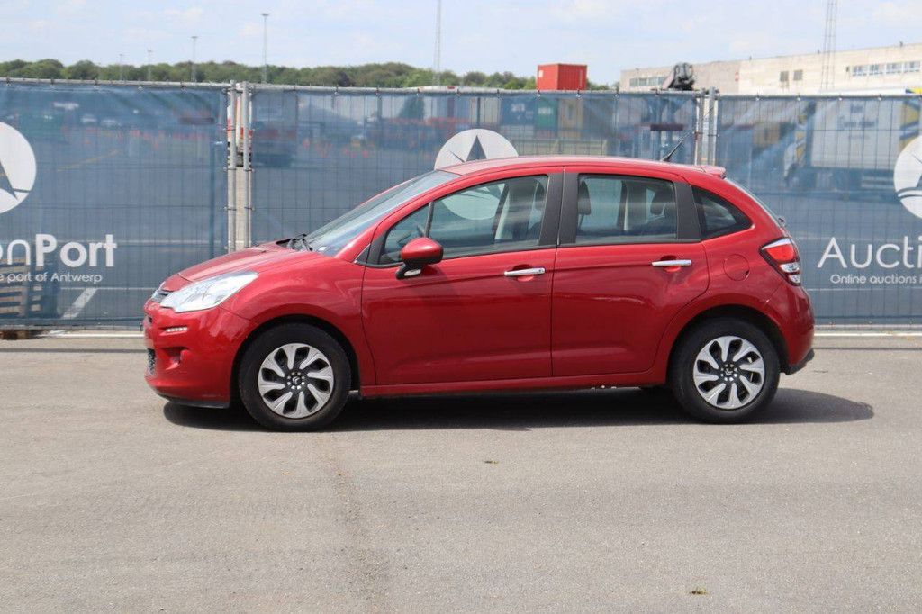 Pkw Citroën C3 Benzin 82 PS 2015 (Marge)