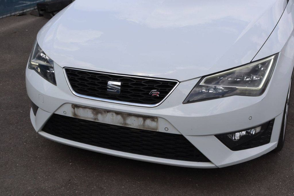 Seat Leon Benziner 150 PS Pkw, Baujahr 2015 (Margin)