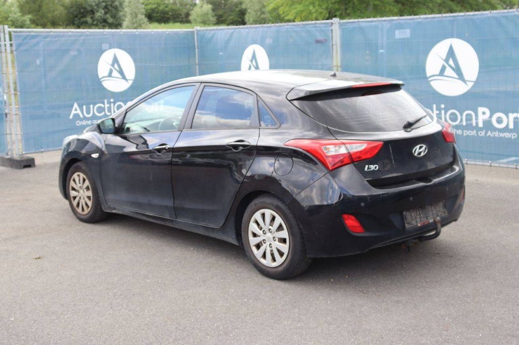 Personenauto Hyundai i30 Benzine 100pk 2016 (Marge)