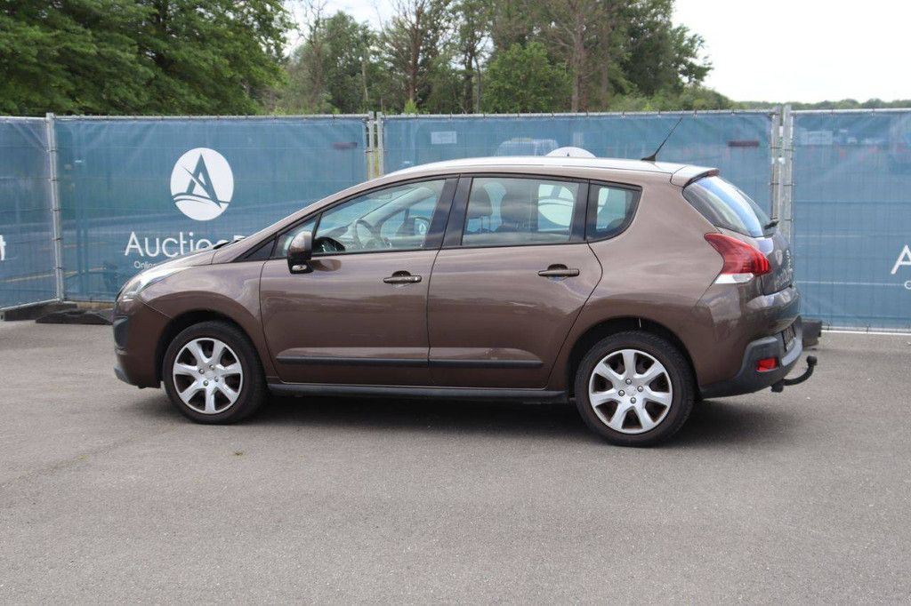 Pkw Peugeot 3008 Benzin 120 PS 2014 (Margin)