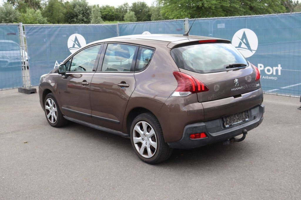 Pkw Peugeot 3008 Benzin 120 PS 2014 (Margin)