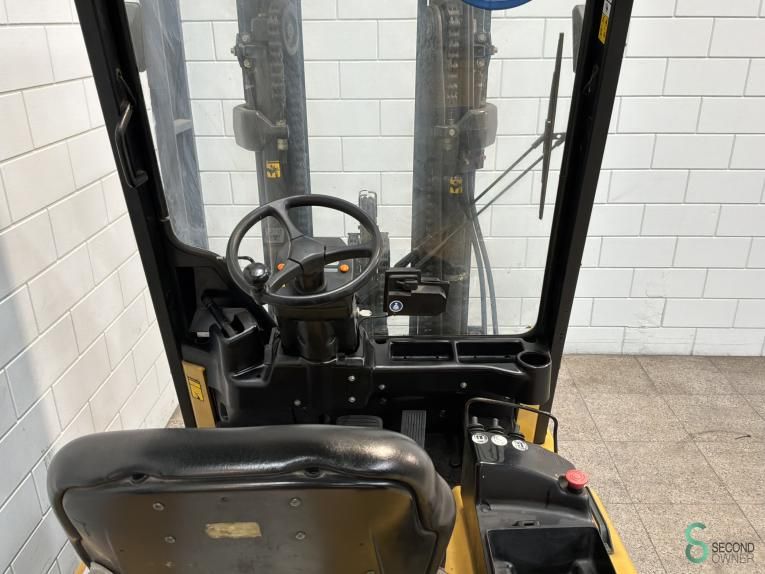 Forklifts Electric Caterpillar EP35K 2003 Triplex