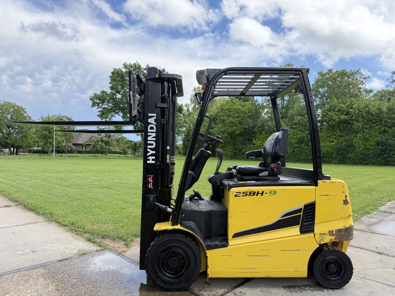 Hyundai 2500KG triplo Sideshift vorkversteller 3200uur