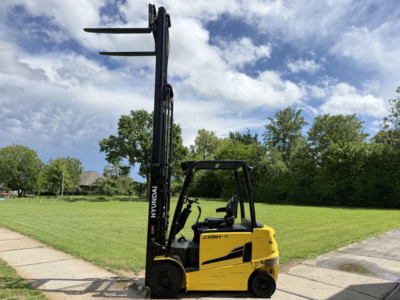 Hyundai 2500KG triplo Sideshift vorkversteller 3200uur