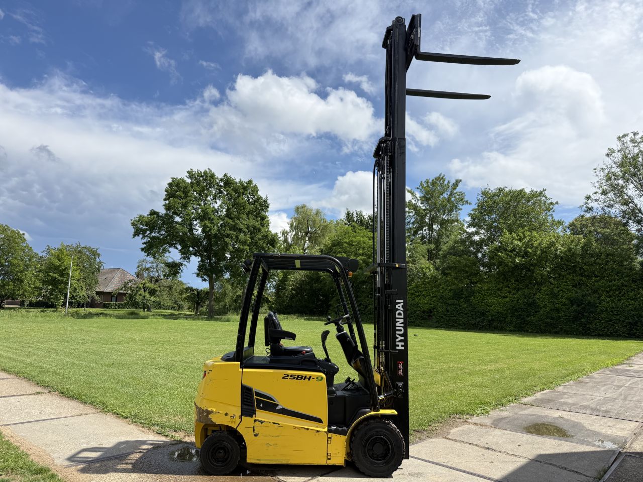 Hyundai 2500KG triplo Sideshift vorkversteller 3200uur