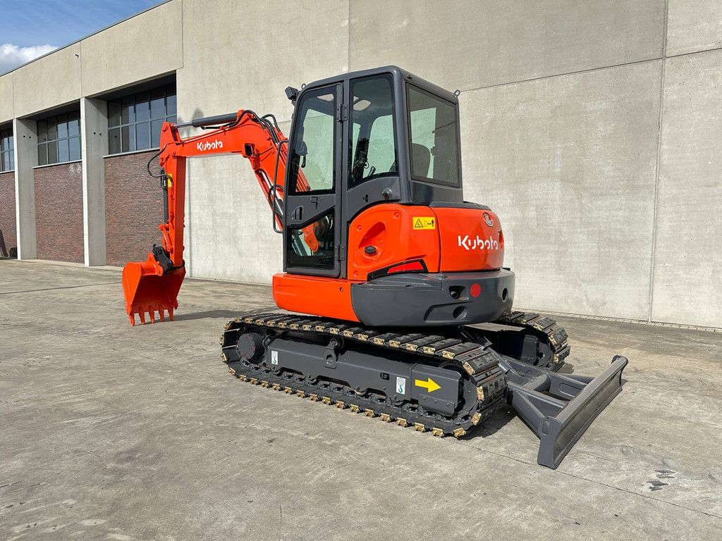Kubota KX155-5SZ Diesel-Minibagger 2017