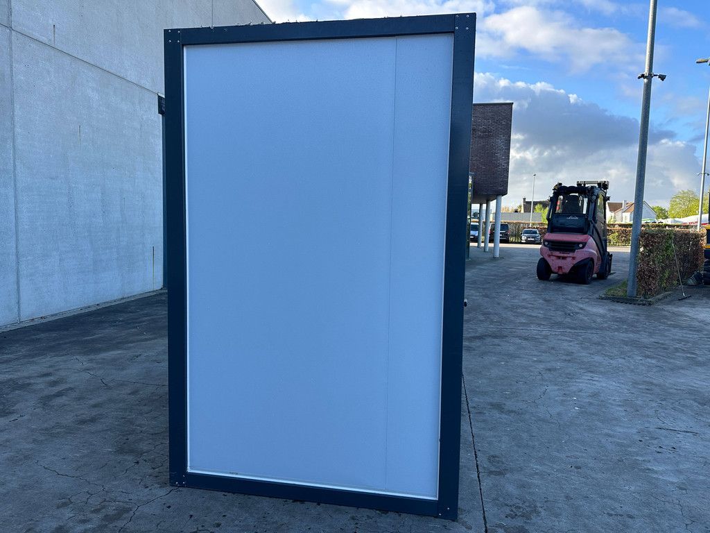 Dubbele WC-cabine Nieuw