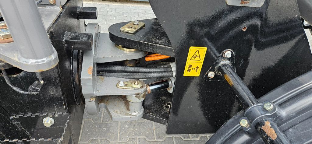 Wolf E 606 electrische shovel