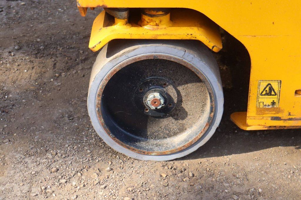 Schaarhoogwerker JCB S2646E Elektrisch 9.9m 320kg 2017