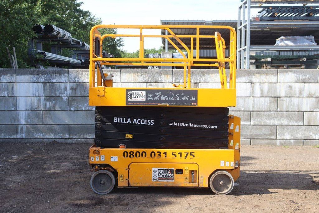 Schaarhoogwerker JCB S4046E Elektrisch 320kg 13.9m 2017