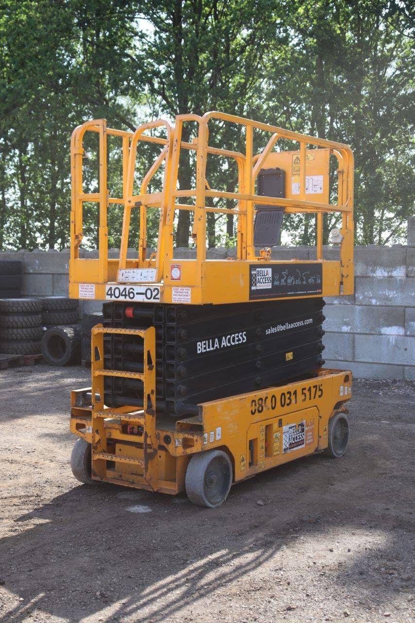 Schaarhoogwerker JCB S4046E Elektrisch 320kg 13.9m 2017