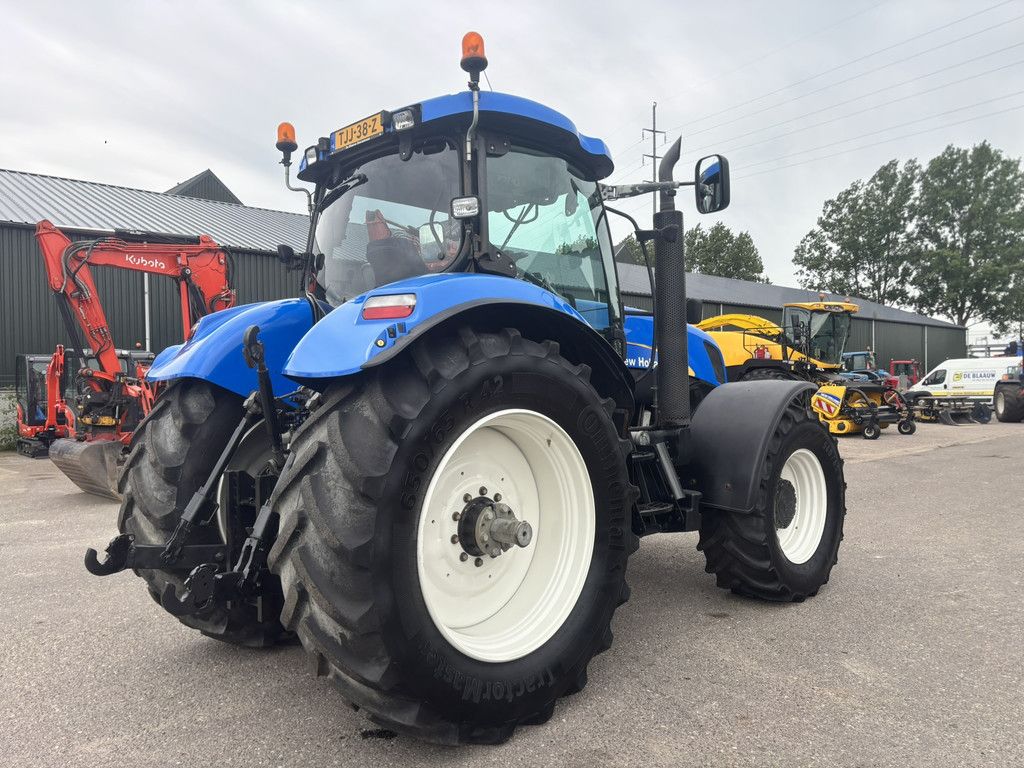 NEW HOLLAND T7050PC